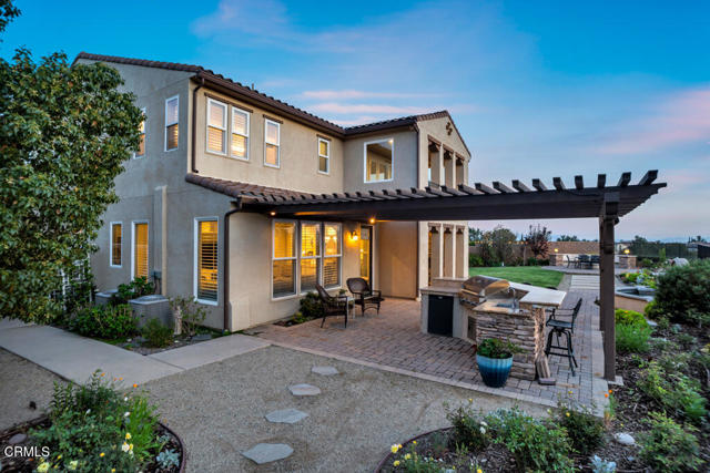 20752 Veneto Way, Porter Ranch CA: https://media.crmls.org/mediaz/771e371d-7962-413f-849a-fd593e59766d.jpg