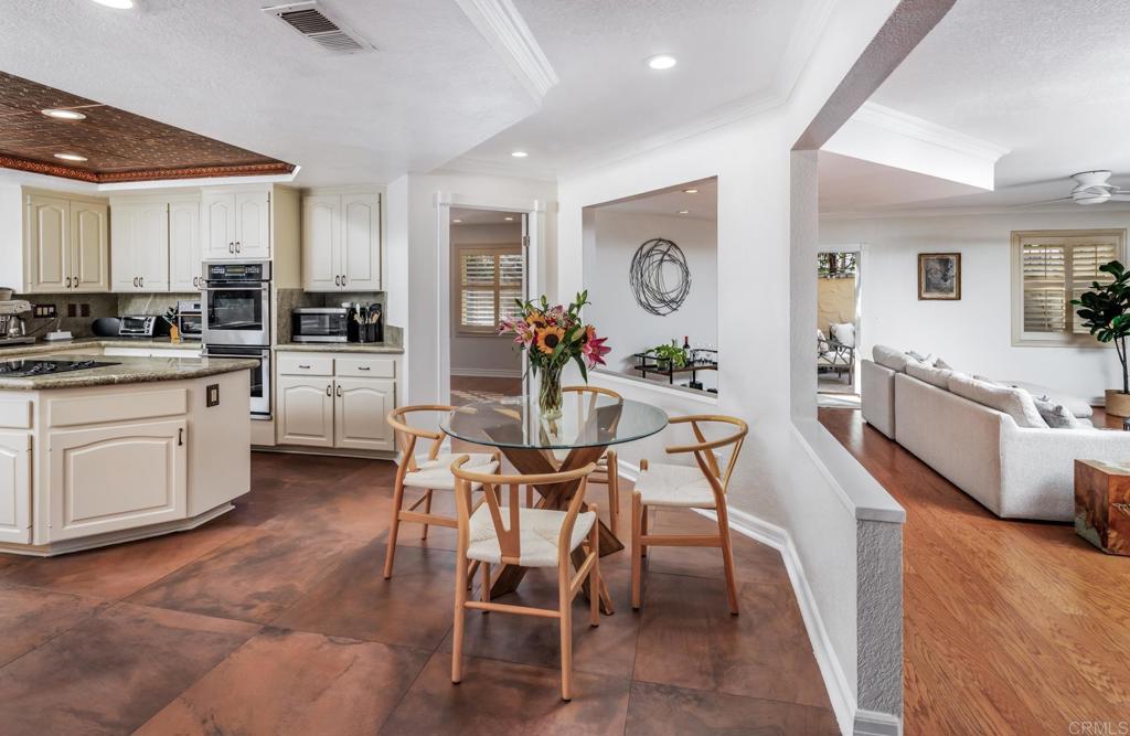 7351 Alicante Road - photo 11