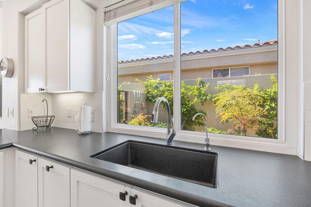 236 Eagle Dance Circle, Palm Desert, CA 92211
