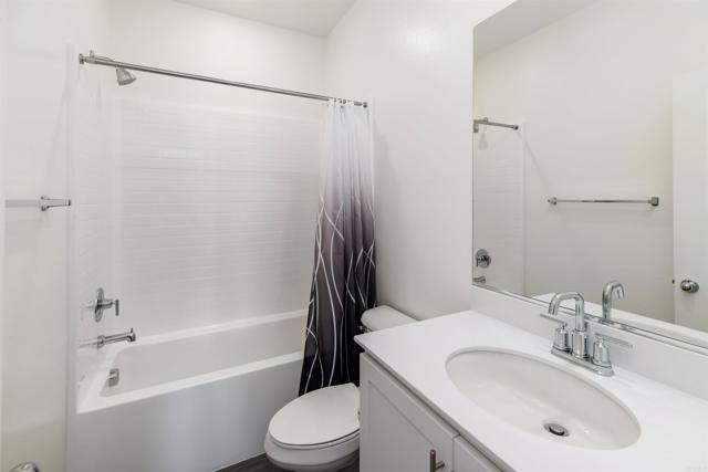 Detail Gallery Image 16 of 30 For 953 Radcliffe Trl, Vista,  CA 92081 - 2 Beds | 2 Baths