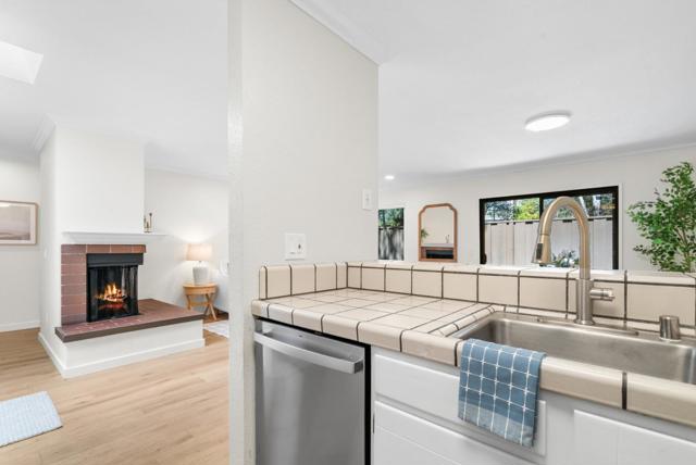6101 Sheraton Place, Aptos CA: https://media.crmls.org/mediaz/77210065-a09a-4357-b695-eb8ed9843e1b.jpg