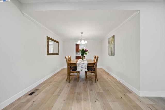 2387 Gomes Rd, Fremont CA: https://media.crmls.org/mediaz/77215d20-8f8c-4c31-9636-6162012367c3.jpg