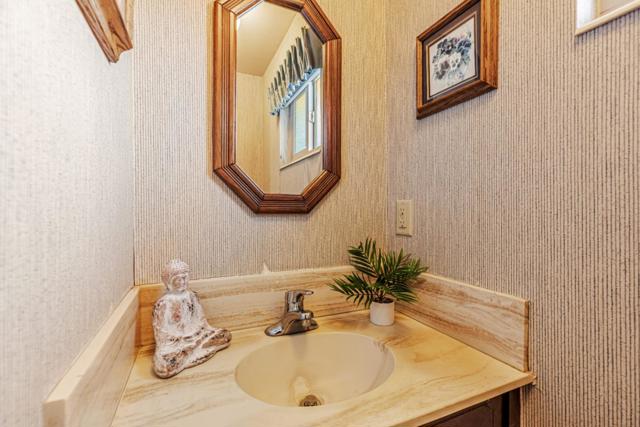 1870 Cushman Street, Hollister CA: https://media.crmls.org/mediaz/7721d53c-6fee-4916-a7cf-6f4abf1fef2e.jpg
