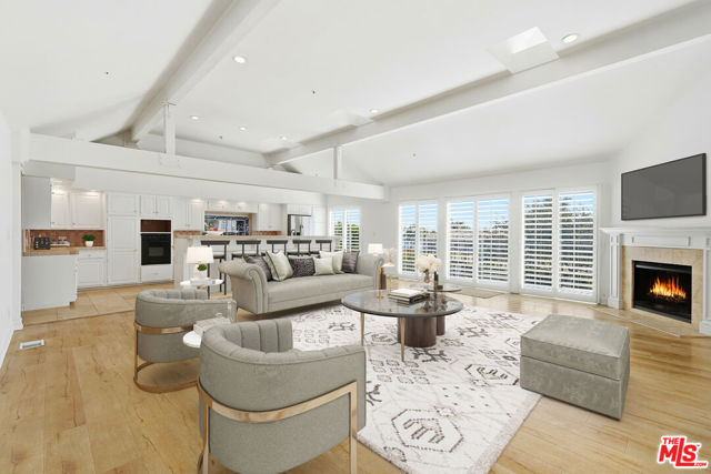 31763 Cottontail Lane, Malibu CA: https://media.crmls.org/mediaz/7721dc3f-79bc-4a9f-89e9-6cf53cc7d2b5.jpg