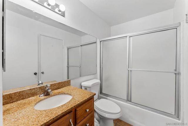 7180 Shoreline, San Diego CA: https://media.crmls.org/mediaz/77222111-e969-47a0-b19f-81f0e284ba62.jpg