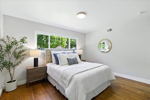 749 W Remington Drive, Sunnyvale CA: https://media.crmls.org/mediaz/77222704-ca07-46b9-8581-f81ccead3c49.jpg