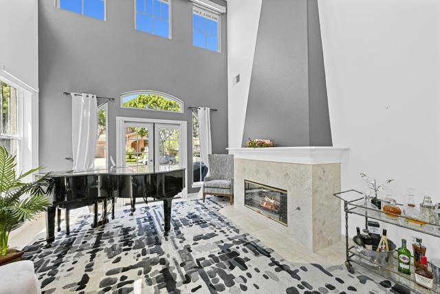 593 Paloma Court, Encinitas CA: https://media.crmls.org/mediaz/77228fa7-9a8a-4a59-be51-e2eb224ca2e9.jpg