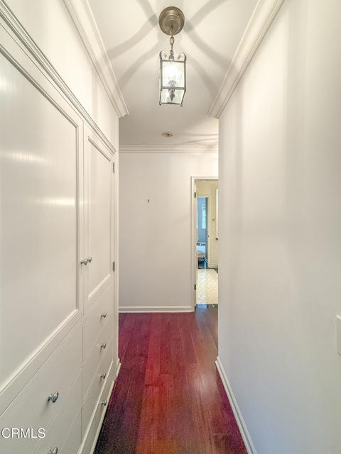 1908 Warwick Road, San Marino CA: https://media.crmls.org/mediaz/7722991b-d4d0-45fe-a227-5f6769039ad3.jpg