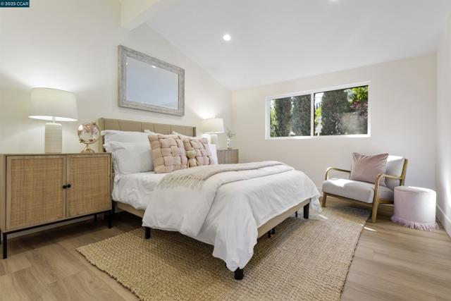 2559 Romley Ln, Alamo CA: https://media.crmls.org/mediaz/772389f0-bcd1-41a8-8fd5-ea49e1e8ebfb.jpg