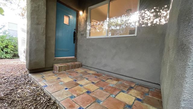 366 Palm Ave, Chula Vista CA: https://media.crmls.org/mediaz/7723ea69-d27e-46a0-90e9-d63582c61b46.jpg