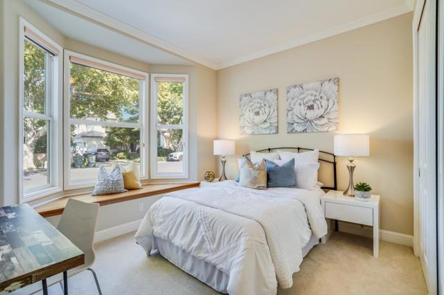 184 Tennyson Avenue, Palo Alto CA: https://media.crmls.org/mediaz/7723f239-4516-44dc-af36-2ba4aa41647a.jpg