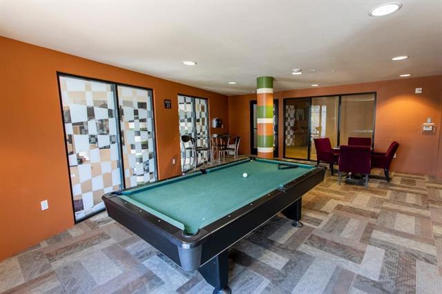 1060 3rd Street, San Jose CA: https://media.crmls.org/mediaz/77256d59-89eb-4d18-9330-42a0f2c20888.jpg