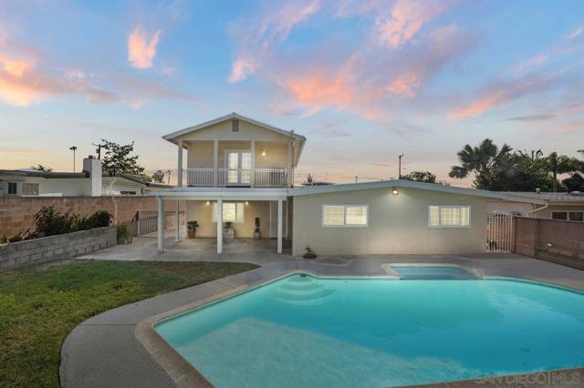 1173 Oasis Ave, Chula Vista CA: https://media.crmls.org/mediaz/7725e449-8324-41b4-b19d-de391f9126df.jpg