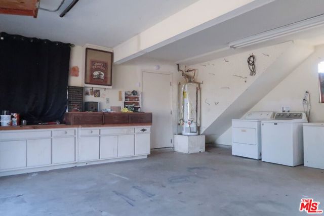 16065 Porter Avenue, Riverside CA: https://media.crmls.org/mediaz/7728f619-c833-431c-a626-e4b895a31a6d.jpg