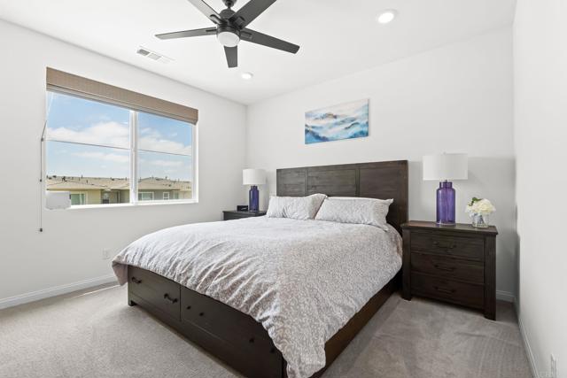 2199 Bluestone Circle, Chula Vista CA: https://media.crmls.org/mediaz/772a0838-50cb-4802-a7d4-1c160f769be4.jpg