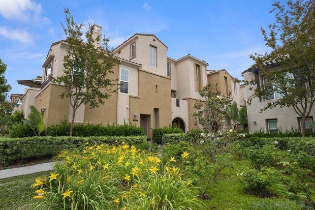 644 Hatfield Dr, San Marcos CA: https://media.crmls.org/mediaz/772b0f19-2302-4de7-9b86-033fbefacd26.jpg