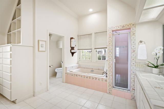 Detail Gallery Image 45 of 60 For 1879 Viking Way, La Jolla,  CA 92037 - 5 Beds | 5/1 Baths