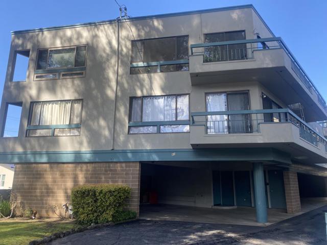 80 El Camino Real, Burlingame CA: https://media.crmls.org/mediaz/772c366d-9335-4edc-a351-7130a06215e7.jpg