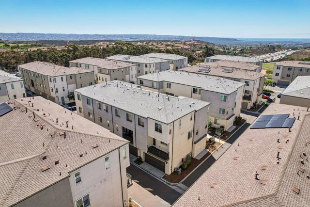 Image 39 of 50 For 5265 Beachfront Cove Street