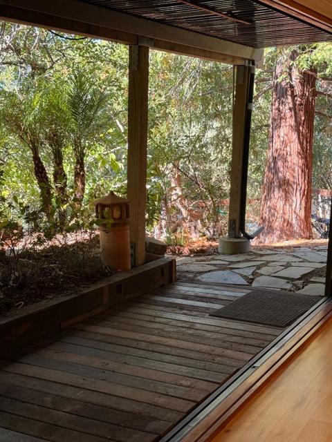 711 W California Way, Redwood City CA: https://media.crmls.org/mediaz/772de2c0-b207-4b10-9166-b6b822dfbb50.jpg