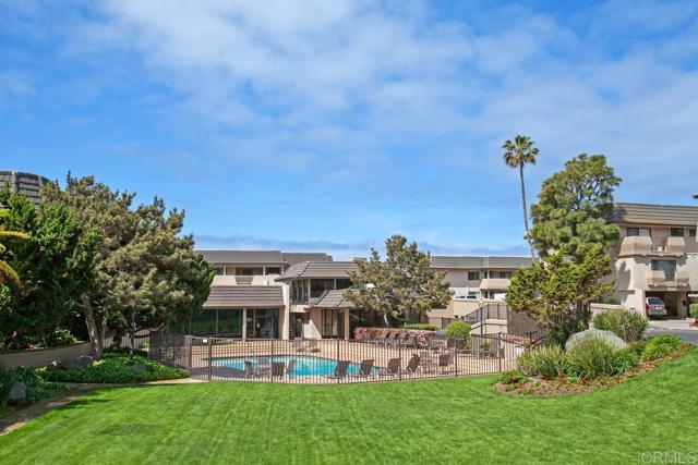 Detail Gallery Image 42 of 60 For 757 Ocean Surf Dr, Solana Beach,  CA 92075 - 3 Beds | 2/1 Baths