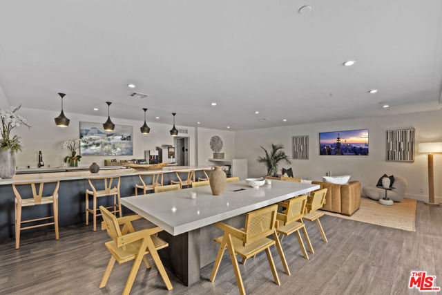 725 N Alfred Street, Los Angeles CA: https://media.crmls.org/mediaz/7731210b-c347-4c17-b357-cb3d1792553b.jpg