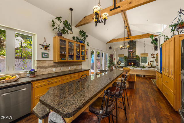 Detail Gallery Image 9 of 44 For 15990 Maricopa Hwy, Ojai,  CA 93023 - 4 Beds | 3 Baths