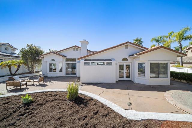 326 Justina Drive, Oceanside CA: https://media.crmls.org/mediaz/773231f8-1176-4e1d-b16a-1145e2074d39.jpg