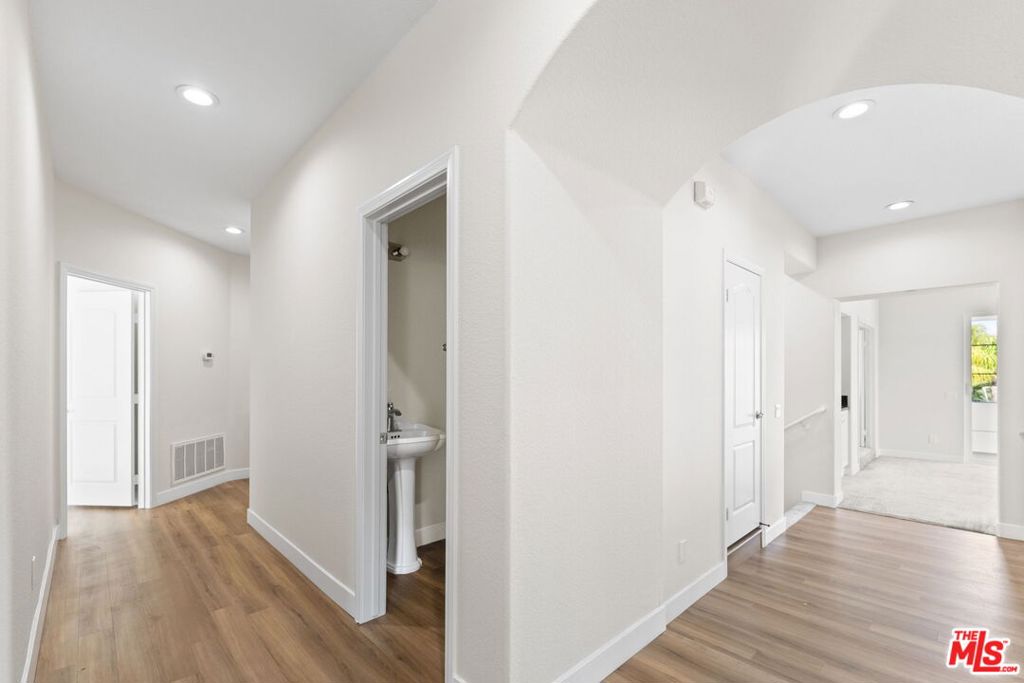 MLS #25499043 img 48