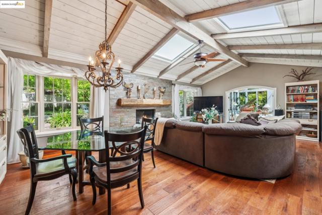 14 El Camino Moraga, Orinda CA: https://media.crmls.org/mediaz/7732f4ad-f6cc-4af1-b3d4-fde4769b3683.jpg