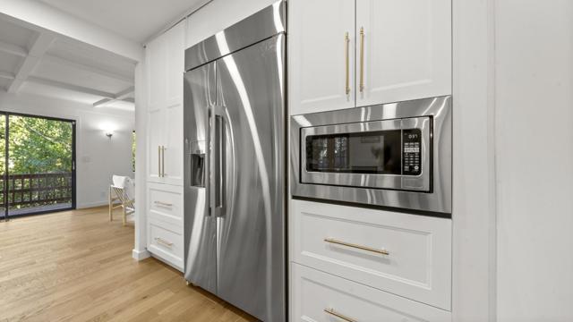 52 Jackson Street, Los Gatos CA: https://media.crmls.org/mediaz/77335a24-fe6d-4491-abfc-8a2155cec5e3.jpg