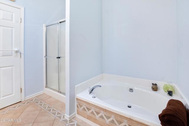978 Main Street, Piru CA: https://media.crmls.org/mediaz/77354b64-c6e9-4e4b-bde2-59f00993aa27.jpg