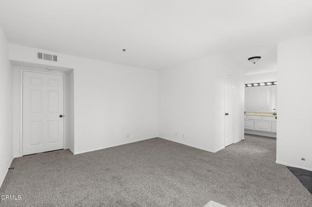 Detail Gallery Image 23 of 28 For 1000 E California Bld #204,  Pasadena,  CA 91106 - 2 Beds | 2/1 Baths