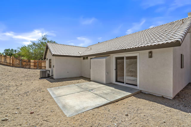 67618 Loma Vista Road, Desert Hot Springs CA: https://media.crmls.org/mediaz/773591ea-25ac-45f4-b87b-5e6d4752b31d.jpg