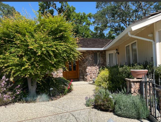7175 Red Holly Court, San Jose CA: https://media.crmls.org/mediaz/7738cc4d-4e32-442e-ba35-86ee5fb6d4ab.jpg