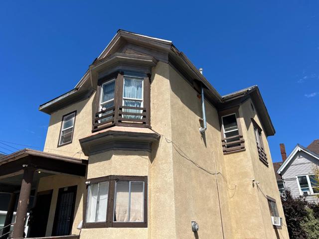 111 W Poplar Street, Stockton CA: https://media.crmls.org/mediaz/7739377b-a295-4a9c-a00f-359c1c3c4f96.jpg