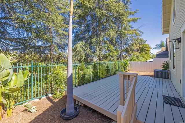 863 English Holly Lane, San Marcos CA: https://media.crmls.org/mediaz/77399588-14d0-4329-a8e5-2713351c541a.jpg