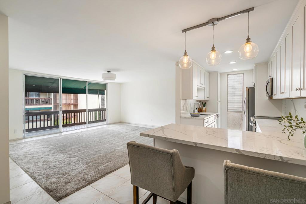 6455 La Jolla Blvd - photo 9