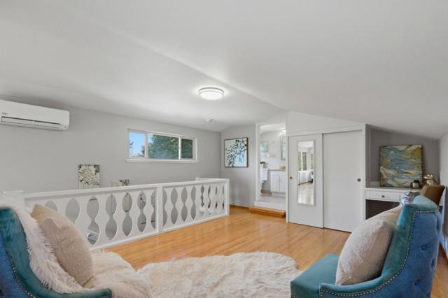 12387 Stonebrook Drive, Los Altos Hills CA: https://media.crmls.org/mediaz/773c20a3-3c53-4ea5-aab3-a1702aa0e67c.jpg