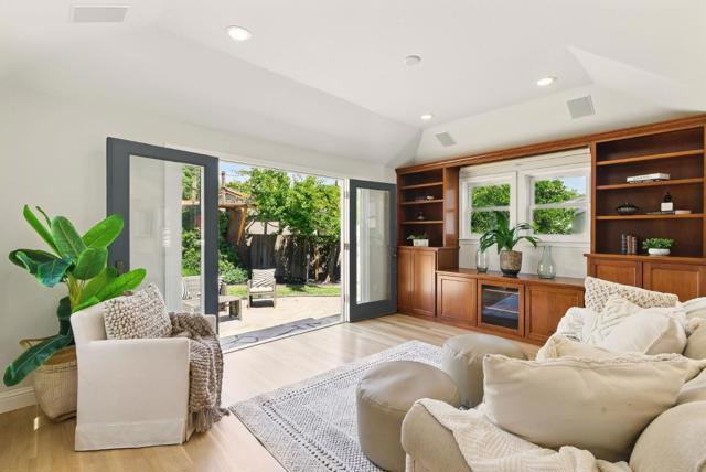935 Chabrant Way, San Jose CA: https://media.crmls.org/mediaz/773c45bd-e2eb-4d11-be64-3ea3d7497ecc.jpg
