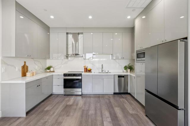 12584 Paseo Flores, Saratoga CA: https://media.crmls.org/mediaz/773c8725-81c3-4872-a48e-8e2ce177c9d7.jpg