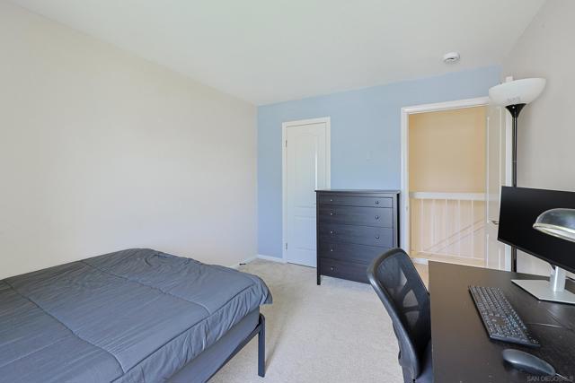3454 Castle Glen Dr., San Diego CA: https://media.crmls.org/mediaz/773c9ee2-7cf0-4cb5-87b9-8bf442012293.jpg