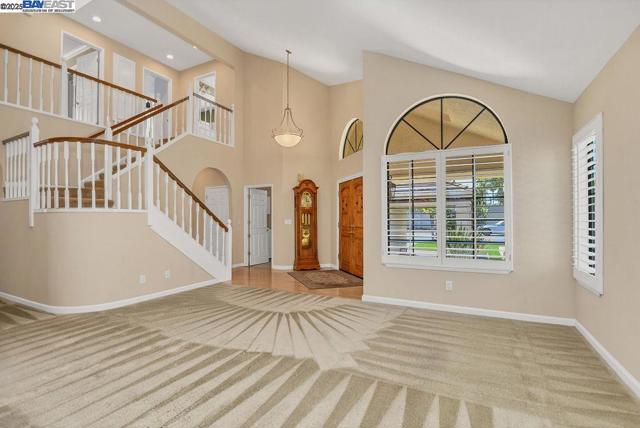 5160 Edgeview Dr, Discovery Bay CA: https://media.crmls.org/mediaz/773d4e48-7761-4199-8d67-55eaf963ce29.jpg