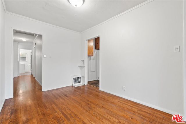 3734 Sawtelle Boulevard, Los Angeles CA: https://media.crmls.org/mediaz/773d547e-6184-4a1f-8664-96db6aaa73e5.jpg