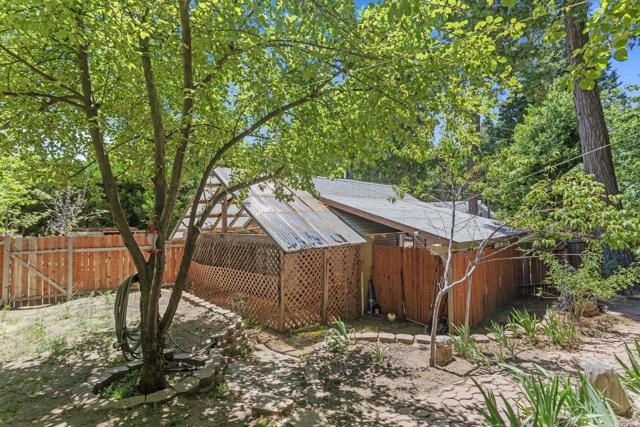 Detail Gallery Image 30 of 38 For 1148 Saturn Way, Crestline,  CA 92325 - 3 Beds | 2 Baths