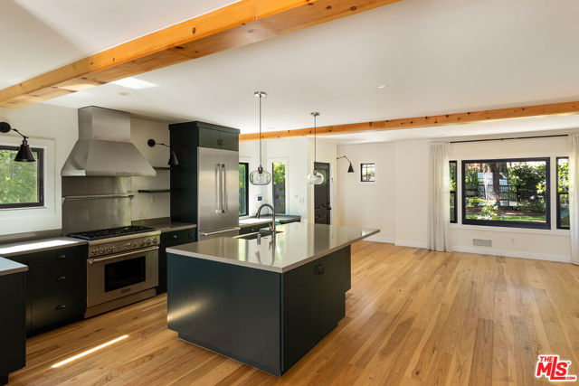 956 Parkman Street, Altadena CA: https://media.crmls.org/mediaz/773ea0ac-7be5-4176-8300-9f49bbed551f.jpg