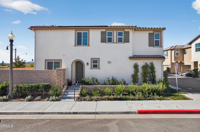 Detail Gallery Image 2 of 34 For 340 Campbell Ct, Santa Paula,  CA 93060 - 4 Beds | 2/1 Baths