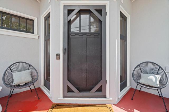 1200 El Centro Avenue, Oakland CA: https://media.crmls.org/mediaz/773f97b7-3398-4786-87e9-398d51454b81.jpg