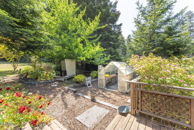 10941 Gurley Lane, Mendocino CA: https://media.crmls.org/mediaz/773fa1ea-24f9-433e-b25e-779ae3bf4464.jpg