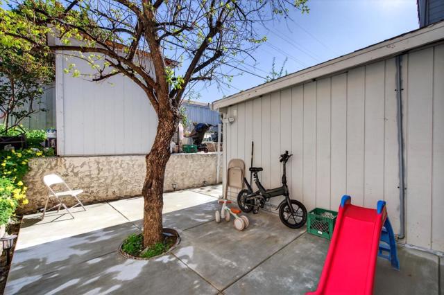 3330 Vernice Avenue, San Jose CA: https://media.crmls.org/mediaz/77401391-e857-43ea-9e32-c89ae734aae4.jpg